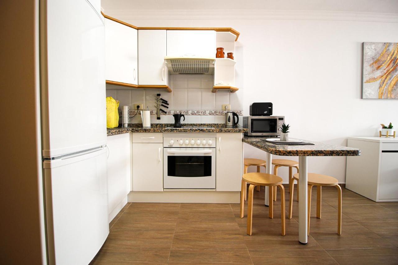 Beautiful Apartment With Air Conditioning Just Steps From The Sea In Playa San Juan Playa de San Juan (Tenerife) Zewnętrze zdjęcie